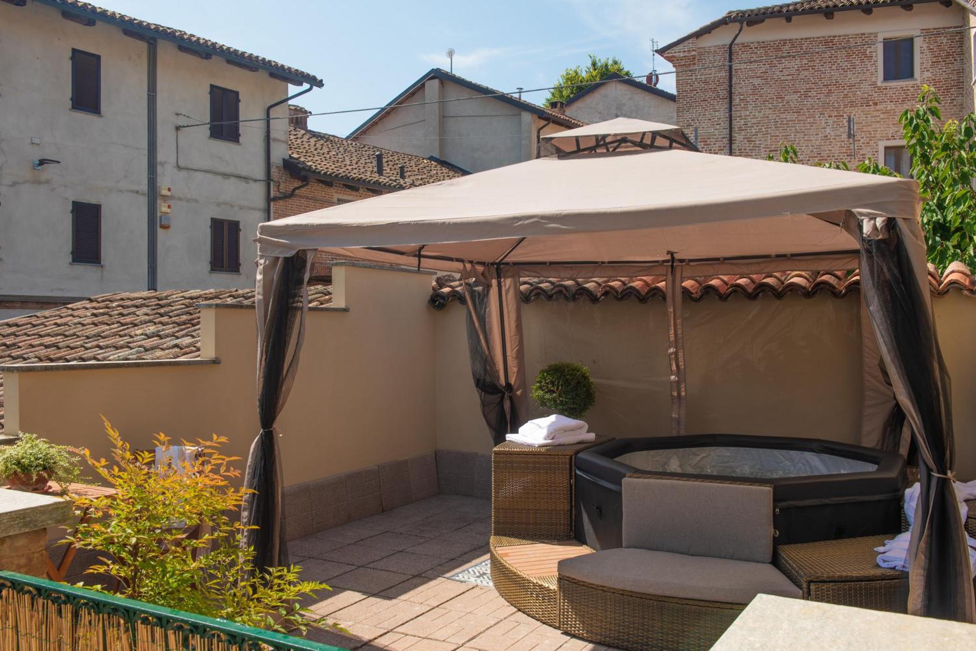 Byvigin Hotel Magliano Alfieri Bagian luar foto