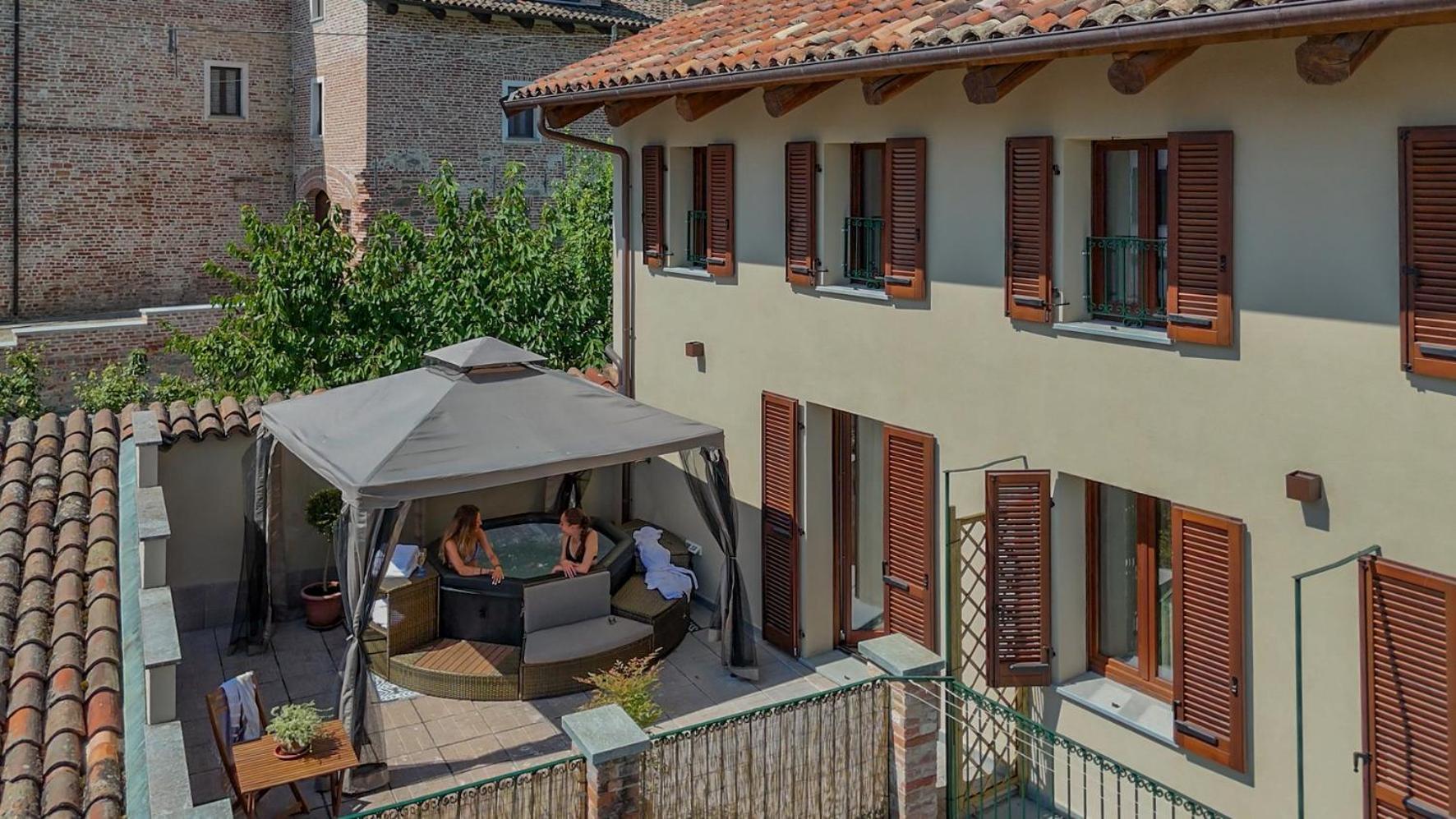 Byvigin Hotel Magliano Alfieri Bagian luar foto